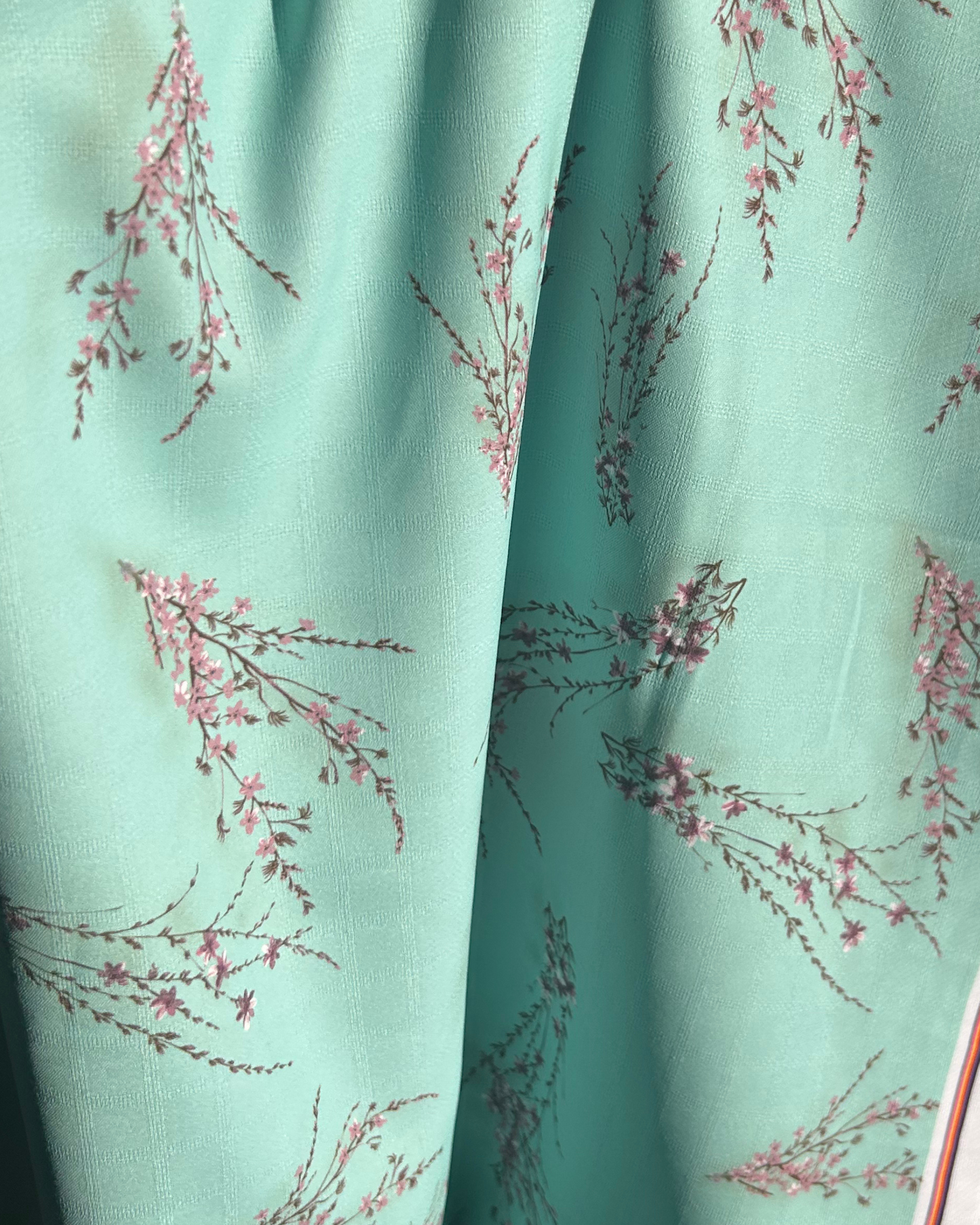 Green Sprigs Floral by 1/2 Yard