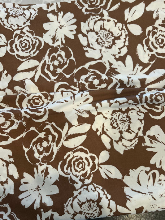 Ivory Floral on Mocha
